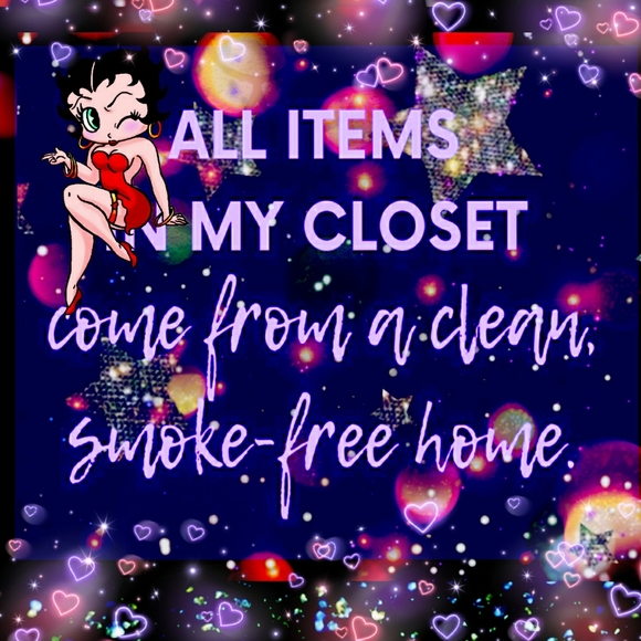 Step Into My Closet๐ช๐น๐ Escape the Ordinary๐ค Make An Offer ๐๐ - Picture 6 of 12